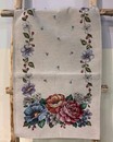 Доріжка на стіл гобеленова з квітами (45 х 140 см)