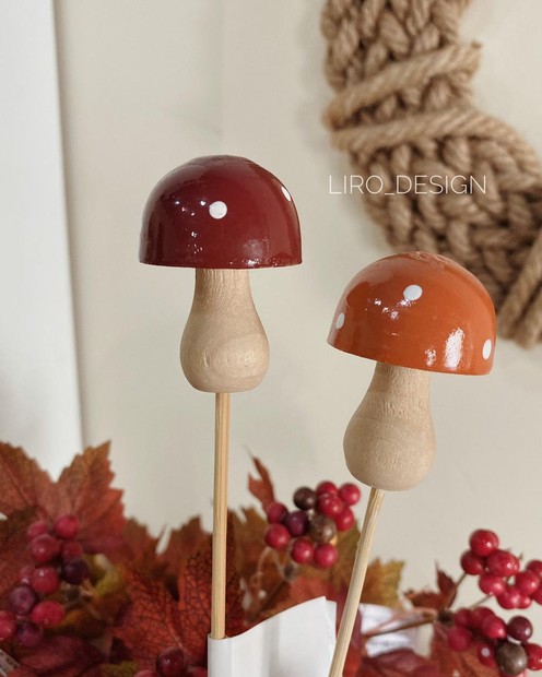 Осінній декор грибочок на паличці "бордо" (3,5*4,5+24 см) byMe