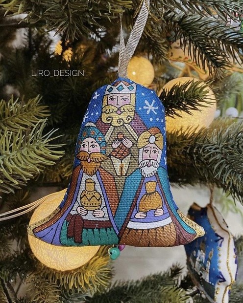 Новогодняя игрушка "Колокольчик" ( Три царі, 12*12см) Vloria