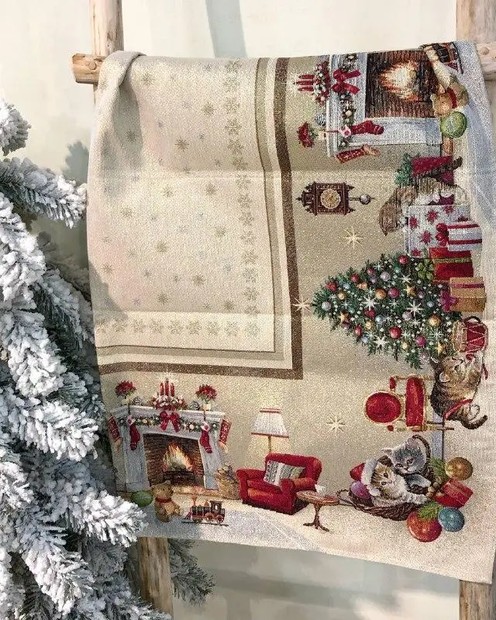 Скатертина новорічна з котиками  (137 х 137 см) Vloria