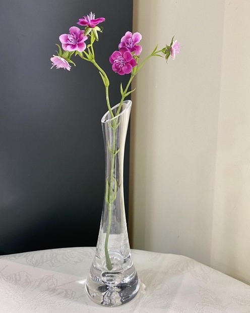 Скляна ваза на одну квітку (25 см.) Vloria