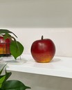 Яблуко штучне (пластик, Нідерланди, 7.5*7.5 см)